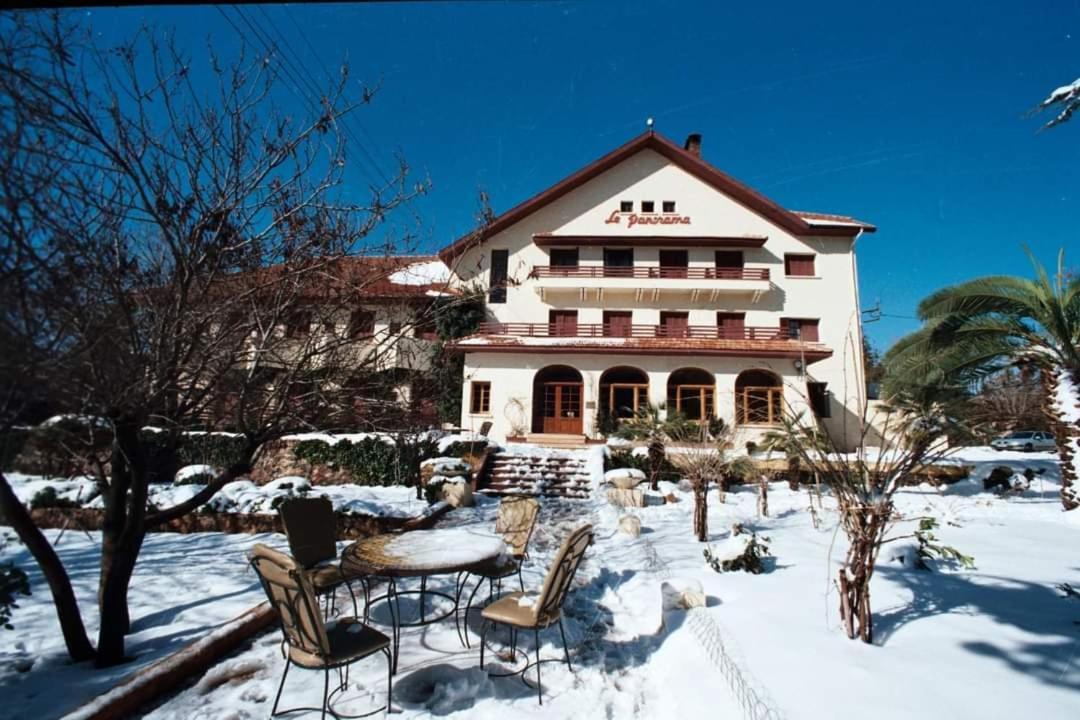 Hotel Panorama Азру Екстер'єр фото